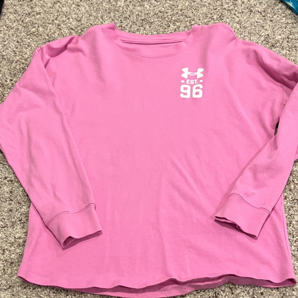Under Armour Girls Long Sleeve Tee in Pink Size Medium NWOT
